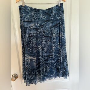 Skirt in blues sz large